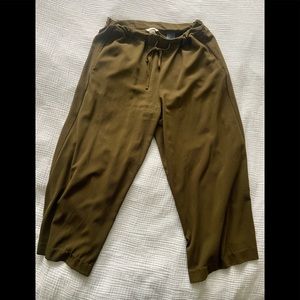 H&M culottes size L.